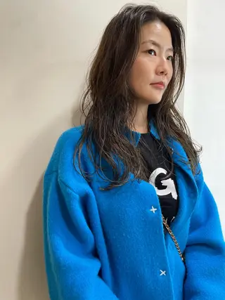 セミロング カラー レイヤー／似合わせ TAKUYAのヘアスタイル