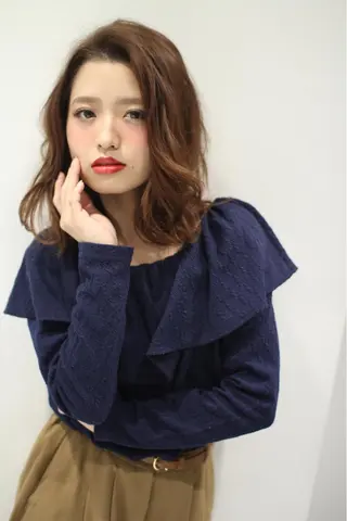 ミディアム Endearing 銀座/レイヤーカットのヘアスタイル