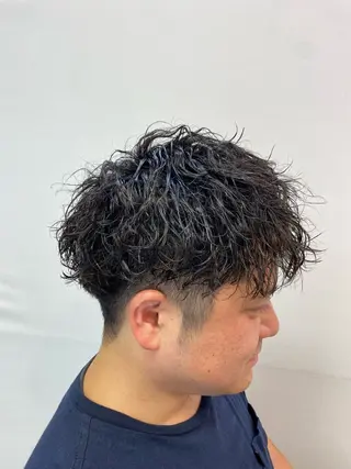 パーマ メンズ 柴田 将のヘアスタイル