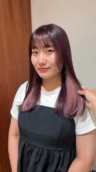 セミロング カラー Garland 表参道所属・ミディアムレイヤー/ 艶カラー🎀　emiのヘアスタイル