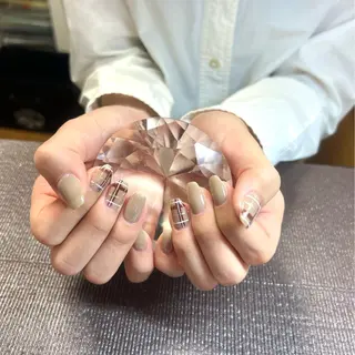 ネイル やつや ももかのネイルデザイン