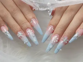 ネイル Pio Mielのネイルデザイン