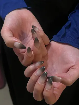 ネイル Hata nail 🎀個性派ニュアンスのネイルデザイン