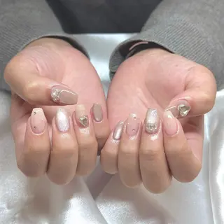 ネイル coco🧸久屋大通 🫧nagisaのネイルデザイン