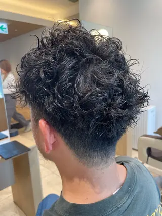 パーマ 畠山 莉緒のヘアスタイル