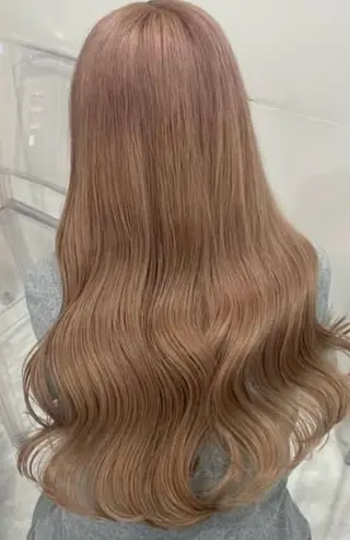 ロング カラー Defi【ディフィー】所属・defi/ rinaのヘアスタイル