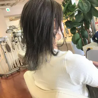 ミディアム カラー ヨシダ トオルのヘアスタイル