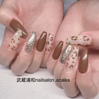 ネイル R inのネイルデザイン