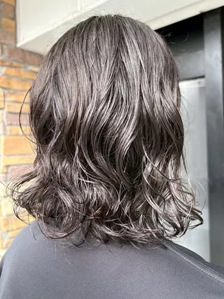 ミディアム パーマ ハイトーン/韓国風/ 艶髪/吉祥寺のヘアスタイル