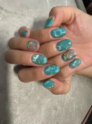 ネイル LAVISH nail salonのネイルデザイン