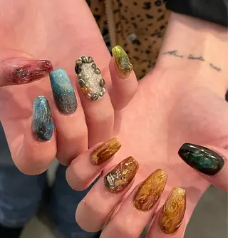 ロング m kaori𓃟のネイルデザイン