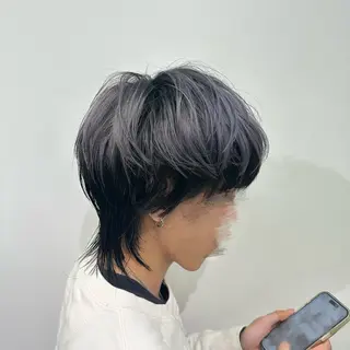 ミディアム カラー メンズ 渡邊 七海のヘアスタイル