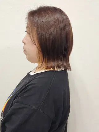 ミディアム カラー 安達まい/ インナーカラー◎のヘアスタイル
