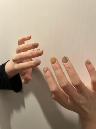 ネイル une／YUKINA 🫧大人nuanceのネイルデザイン