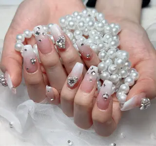 ネイル M🌷nail 長さだし専門店のネイルデザイン