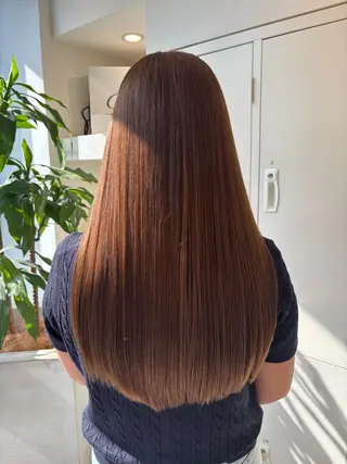 セミロング 🍀祥吾🍀レイヤー 艶髪❣️髪質改善❤️のヘアスタイル