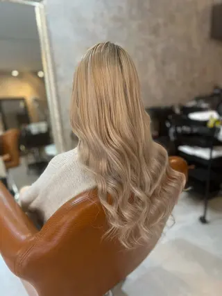 ロング Wakita Masakiのヘアスタイル