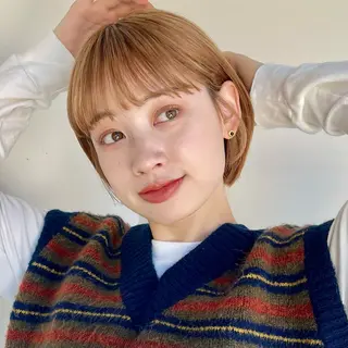 ショート あやめ【顔まわり/レ イヤー/柔らかカラ】のヘアスタイル