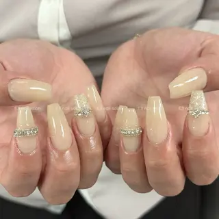 ネイル E3 ナナのネイルデザイン