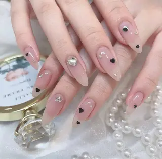 ネイル Cutil Nailsalon所属・Cutil. Nail🌈のネイルデザイン