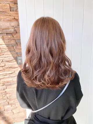 カラー 髙井 麻帆のヘアスタイル