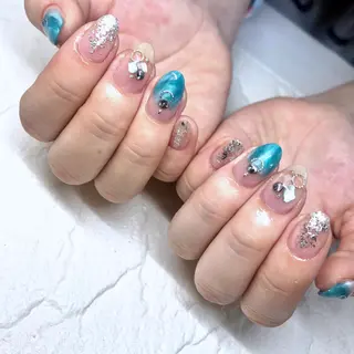 ネイル クレアトゥール華 都賀店所属・三橋 結菜のネイルデザイン