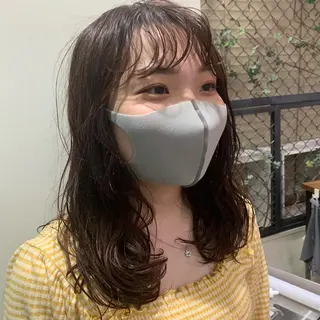 セミロング パーマ yukie🌷 /暖色🍒梅田サロンのヘアスタイル