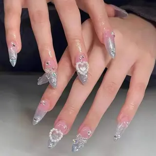 ロング Bling Salonのネイルデザイン