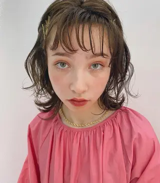 ミディアム カラー パーマ ヘアアレンジ メンズ キッズ ネイル マツエク・マツパ モリモト サナのヘアスタイル