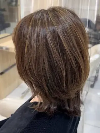 ミディアム カラー loquat所属・佐久間 ともこのヘアスタイル