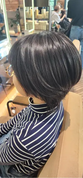 ショート Ito  のヘアスタイル