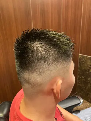 メンズ ヒロ銀座 名駅西口店のヘアスタイル