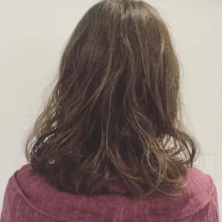 ミディアム パーマ 江原 彩華のヘアスタイル