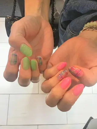 ネイル Nest 岩崎のネイルデザイン