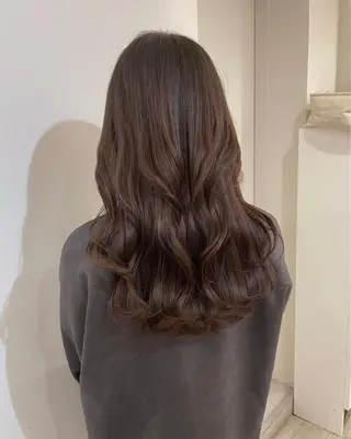 ロング カラー Agnos青山所属・鈴木 里奈のヘアスタイル