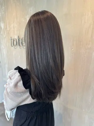 ロング カラー 透明感カラー 天羅のヘアスタイル