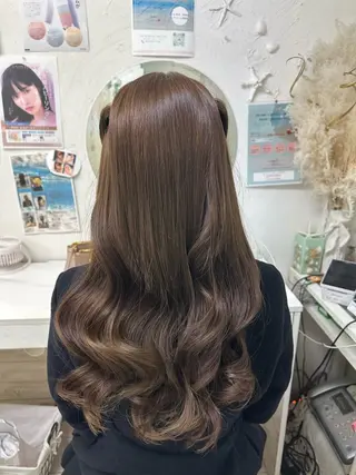 ロング 塚田 恵のヘアスタイル