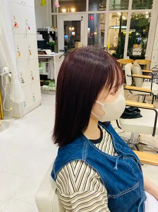 セミロング カラー 小鹿 珠希のヘアスタイル