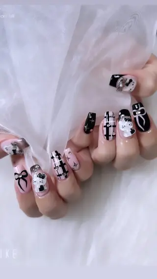 ネイル 高草木 桃香のネイルデザイン