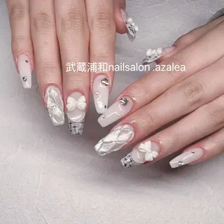 ネイル R inのネイルデザイン