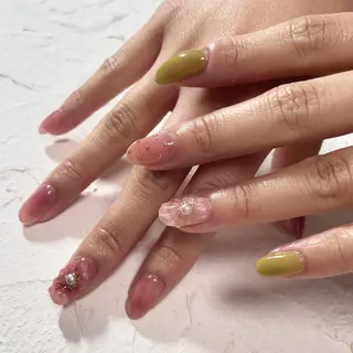 ネイル nail.gorin所属・吉村 優子のネイルデザイン