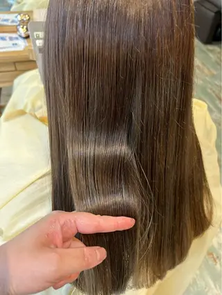 ロング カラー 鈴木 凜のヘアスタイル