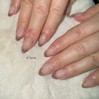 ネイル nail salon e'mu💐のネイルデザイン