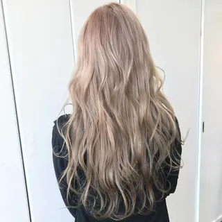 ロング タカハシ ユウキのヘアスタイル
