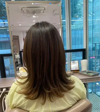 セミロング カラー Ash 銀座店所属・骨格補正カット /マンツーマン/のヘアスタイル