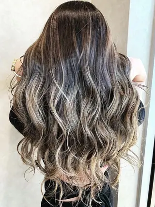 ロング カラー EARTH川越/オー ナー/阿部建のヘアスタイル