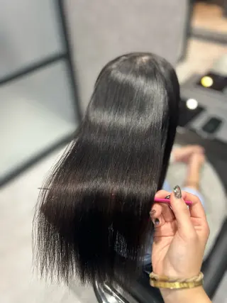 セミロング 佐野 彩音のヘアスタイル