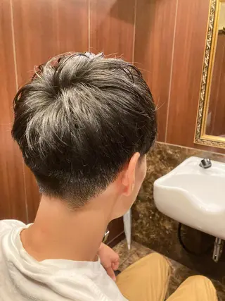 メンズ ヒロ銀座 名駅西口店のヘアスタイル