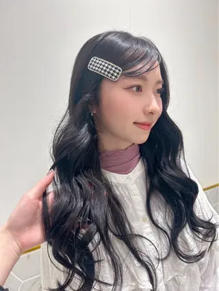 ロング カラー costes 今井芽依のヘアスタイル