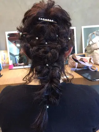 ミディアム カラー パーマ ヘアアレンジ 今泉 直裕のヘアスタイル